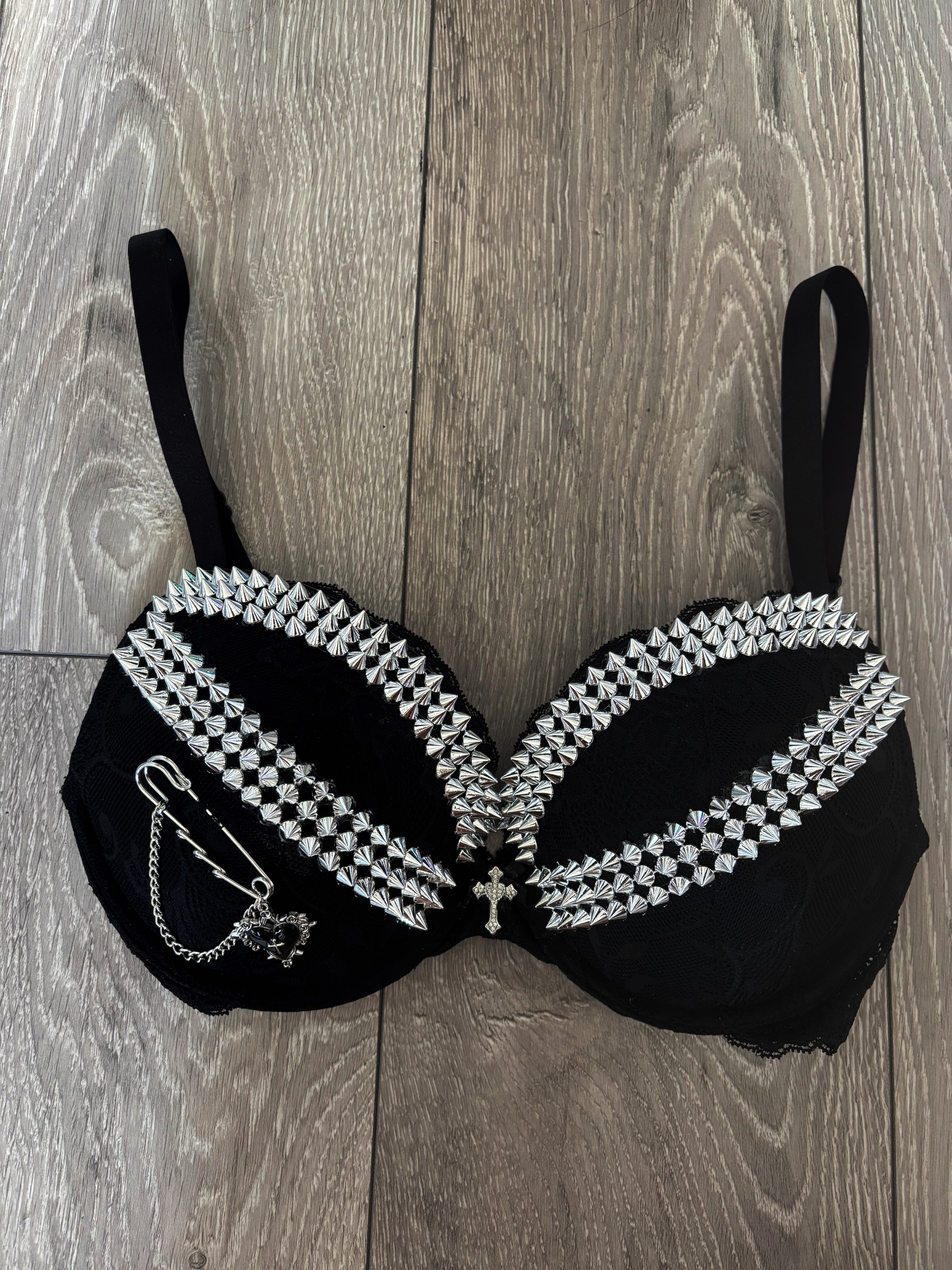The Black Swan 2 Spiked push up bra