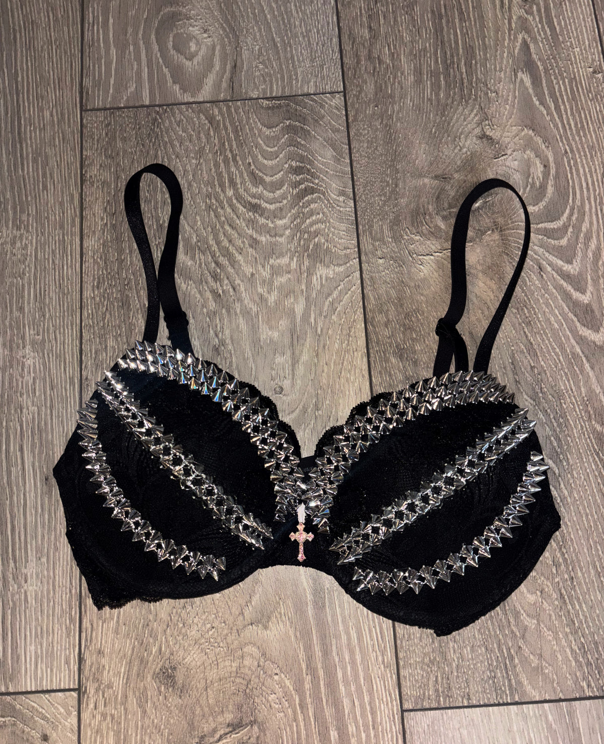 (More sizes) Triple Spiked black Y2K (with cross) push up bra