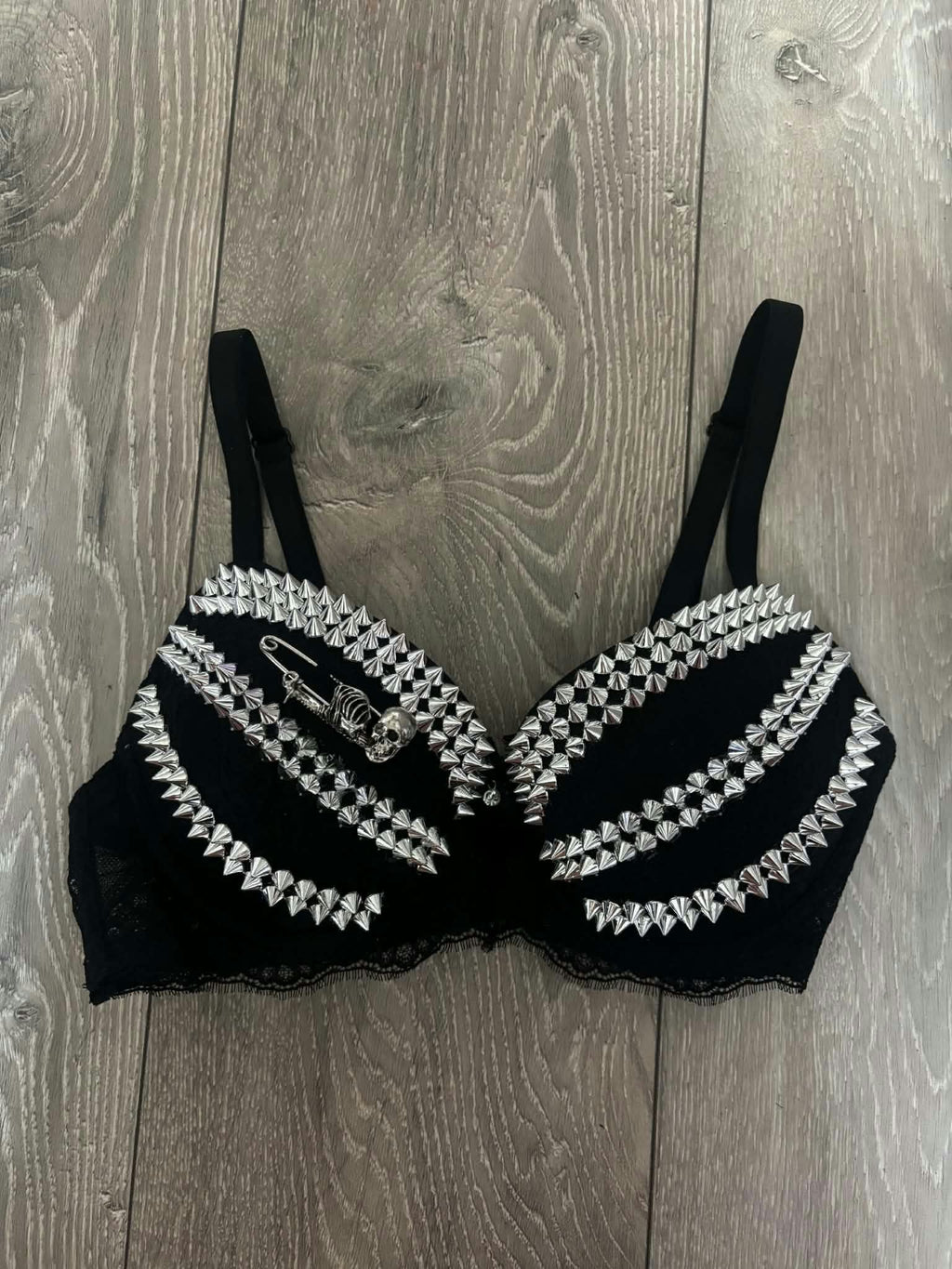 Black Skull Adjustable Pin Spiked push up bra (no cross)