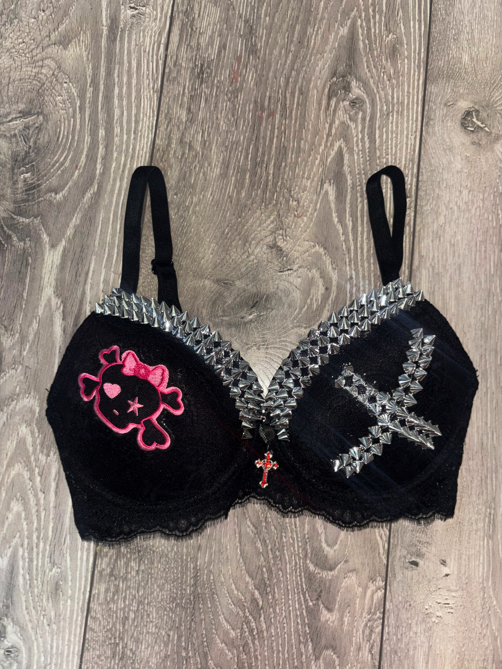 Black Skull Crush Spiked (no mini skulls) (with cross) push up bra