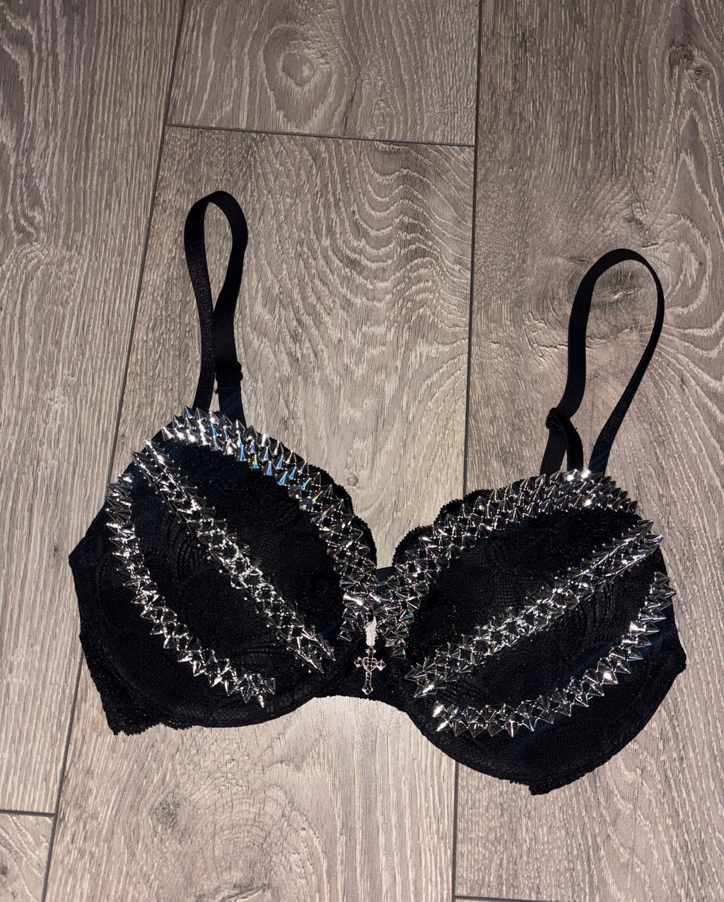 (More sizes) Triple Spiked black Y2K (with cross) push up bra