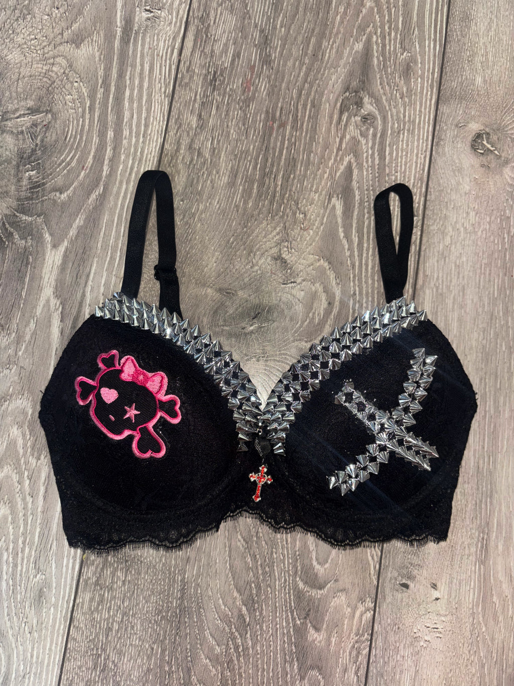Black Skull Crush Spiked (no mini skulls) (with cross) push up bra