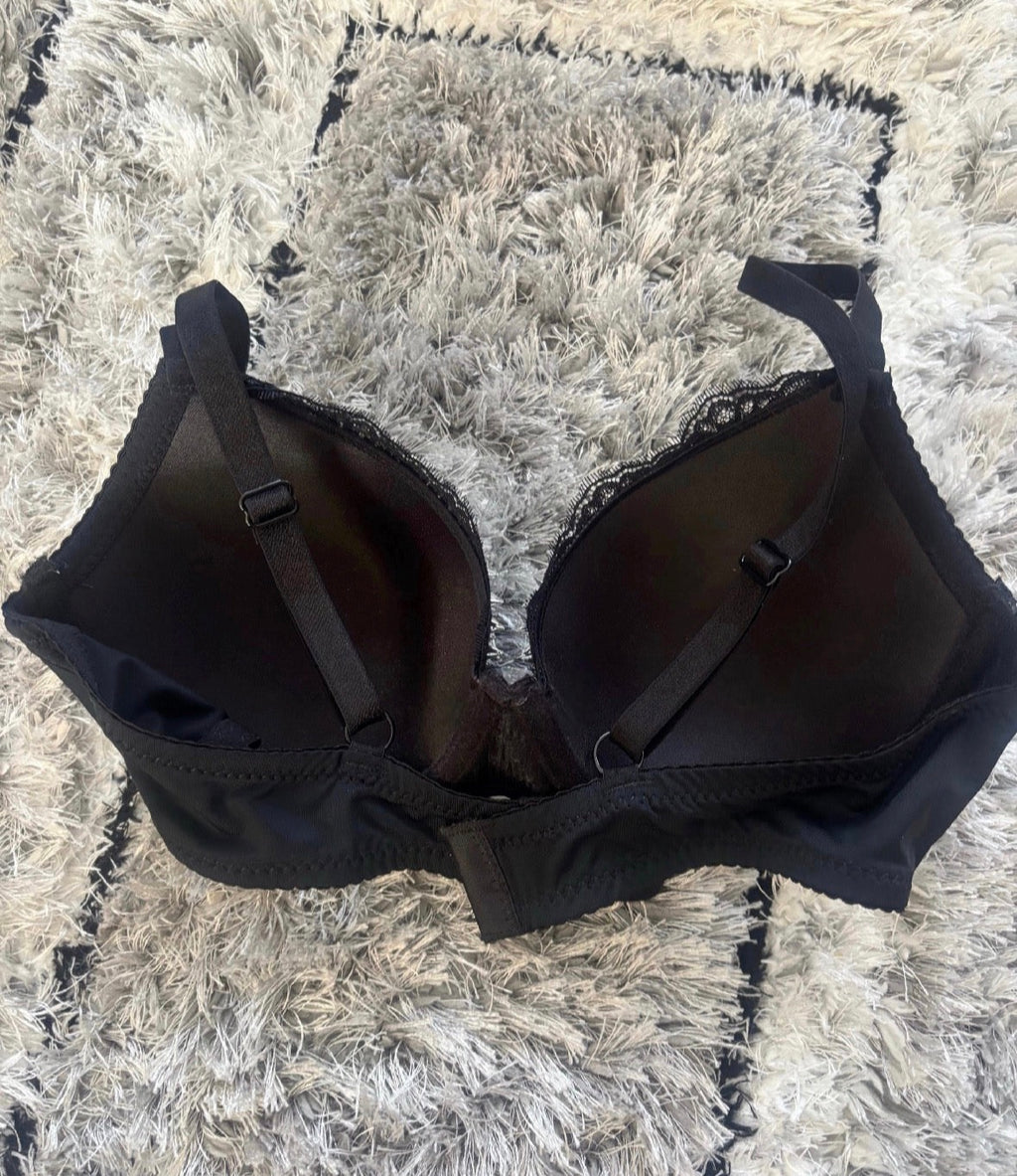 Blood Moon Relic (with cross) Spiked push up bra