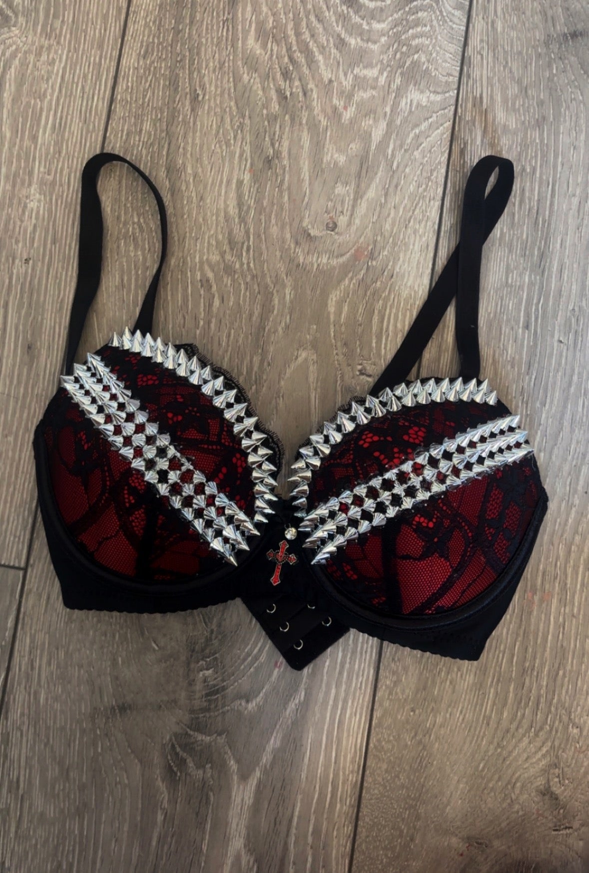 Red and black Y2K (with cross) Spiked push up bra