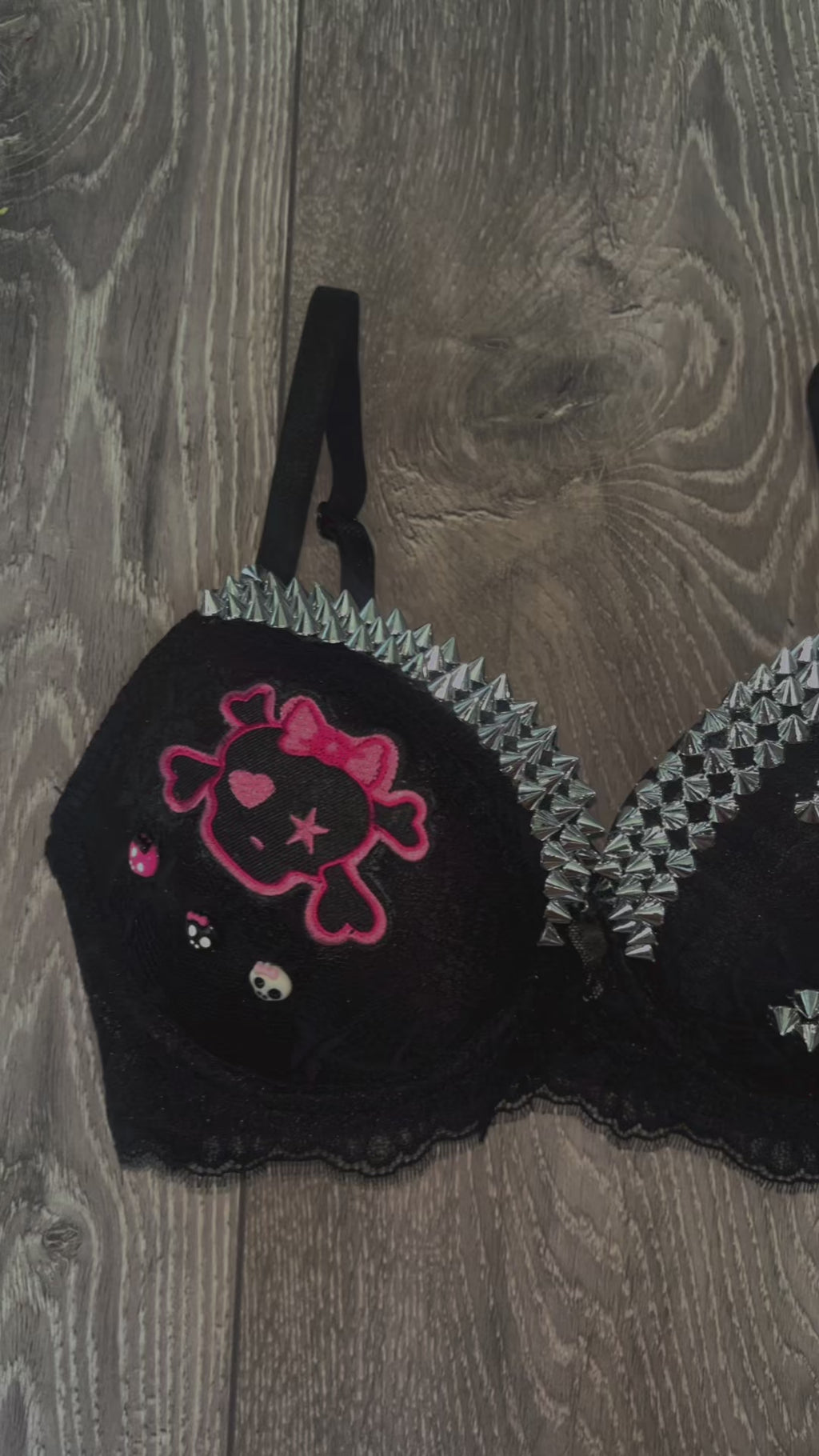 Black Skull Crush Spiked (no cross) push up bra
