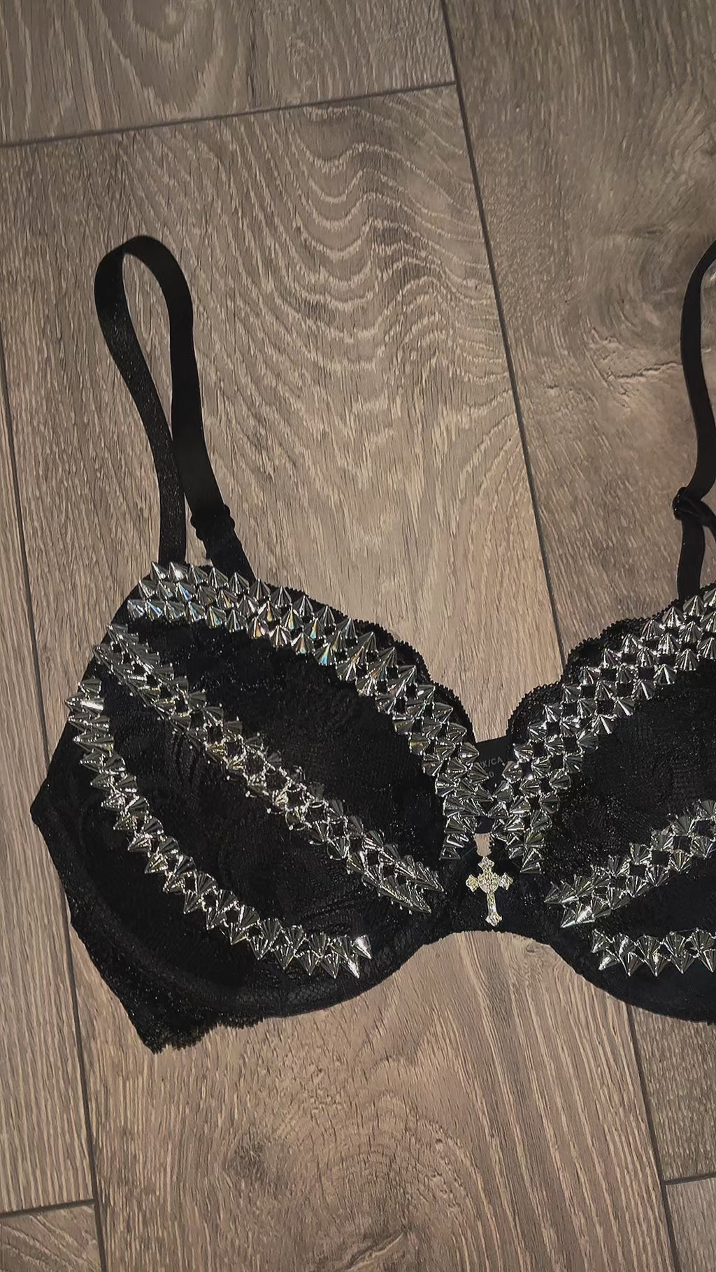 (More sizes) Triple Spiked black Y2K (without cross) push up bra
